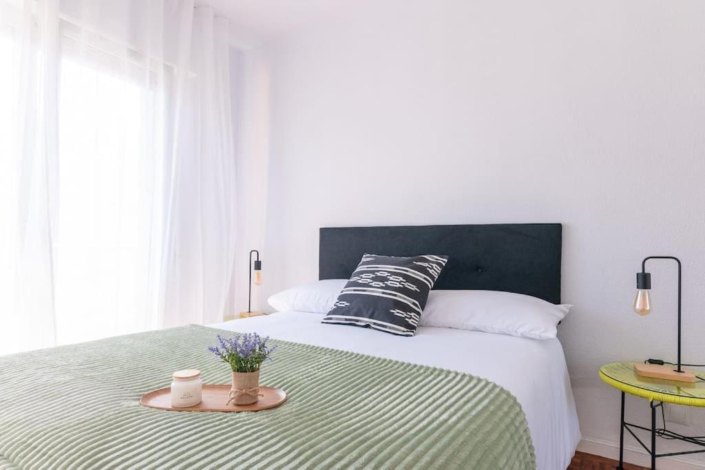 San Roman Apartment With Private Parking Santander Exteriör bild