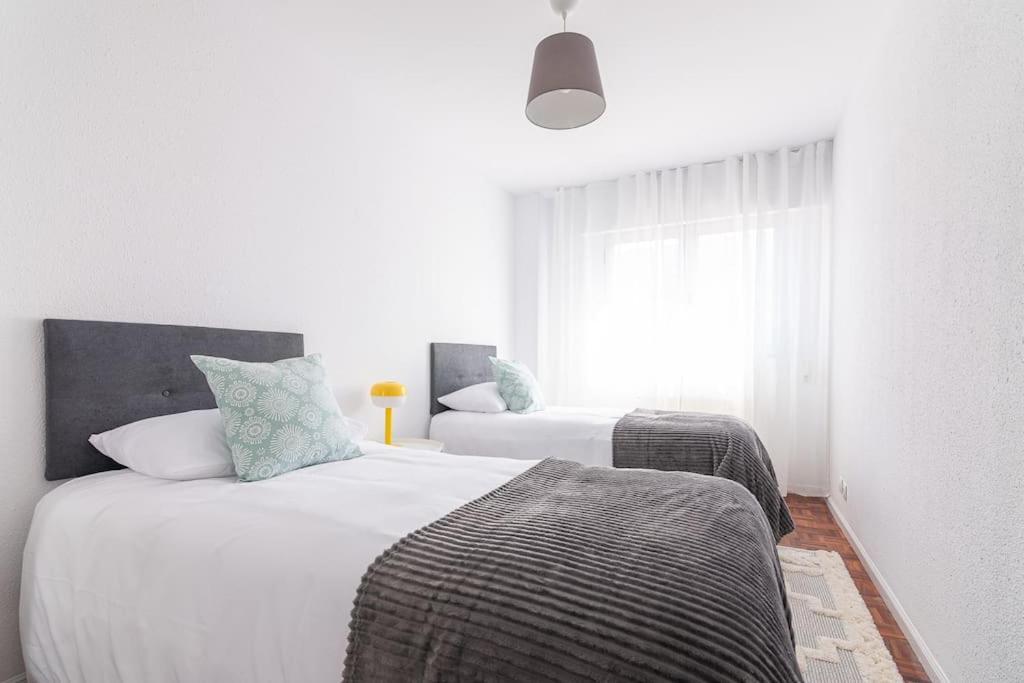 San Roman Apartment With Private Parking Santander Exteriör bild
