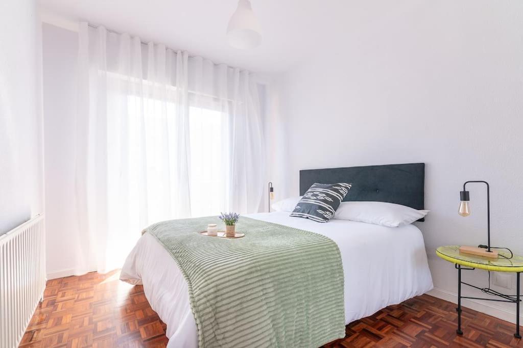 San Roman Apartment With Private Parking Santander Exteriör bild