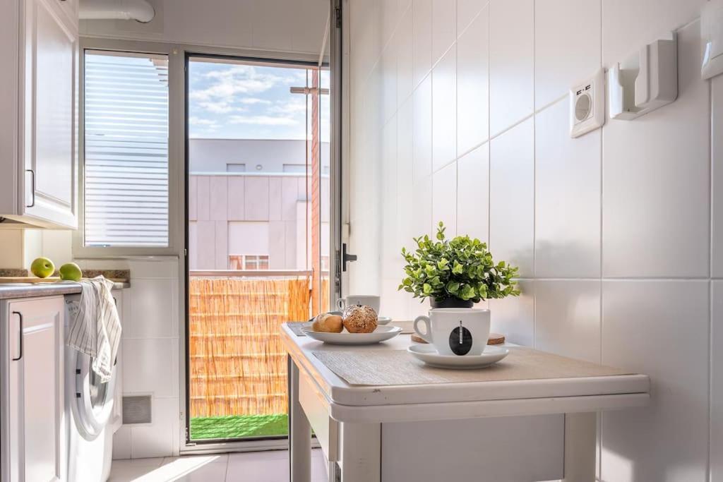 San Roman Apartment With Private Parking Santander Exteriör bild